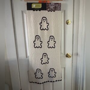 Goblin & Ghoul Ghost Table Runner 16x72